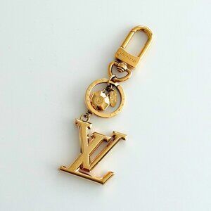 Authentic Louis Vuitton Monogram Bag Charm, Keychain, LV Facettes Key Holder